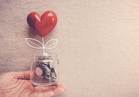 روز احسان و نیکوکاری گرامی باد