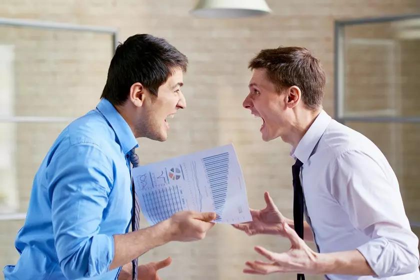 محیط کار سمی محیط کار سمی