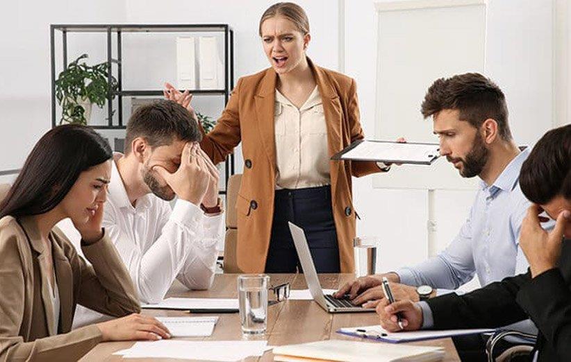 رفتار های سمی در محیط کار